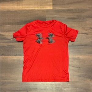 Under Armour Scarlet Performance Tee
